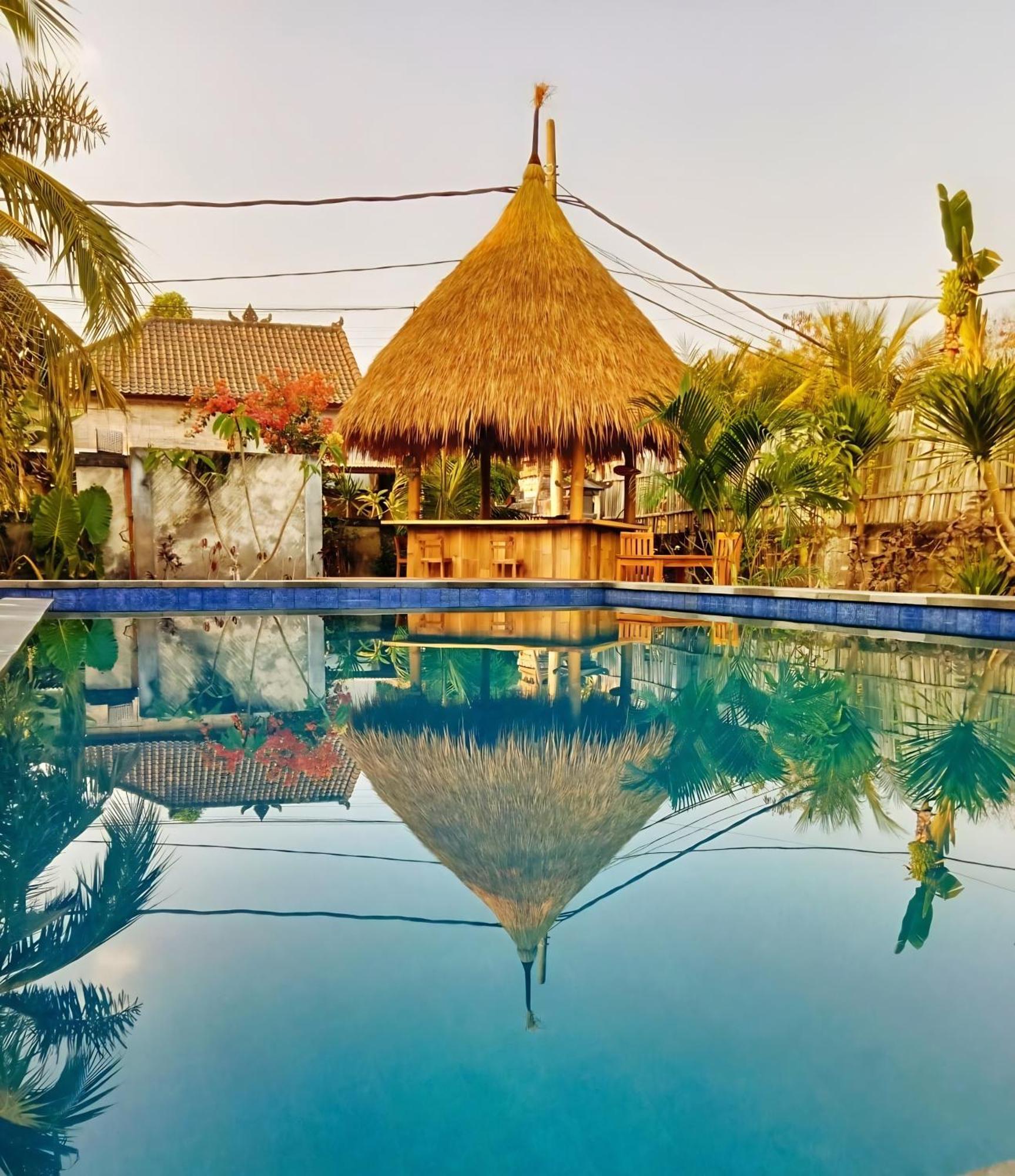 Island Garden Huts Lembongan Acomodação com café da manhã Exterior foto